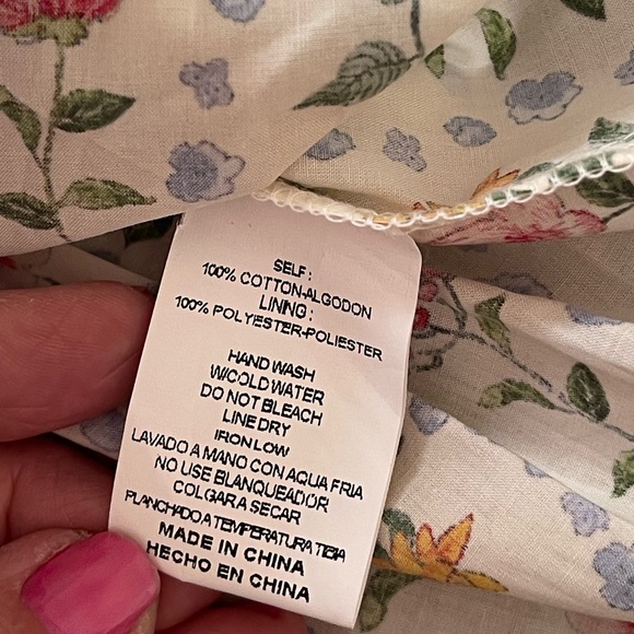 &merci Sleeveless Cream Floral Button-Front Blouse  Sz L Pleated Peplum Waist - Picture 10 of 13